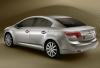Toyota демонстрирует первую фотографию нового поколения седана Avensis