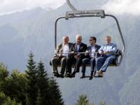 Без Жириновского