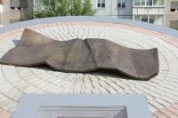 А вы знали, что в России есть памятник 10 рублевой купюре?