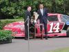 Чемпион NASCAR не пустил Обаму за руль своего автомобиля
