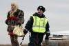 Одна девушка избила четырех гаишников