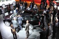 Весь топ-менеджмент Volkswagen пришел смотреть на новый Range Rover, включая главу совета директоров!