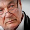 «Будь сильнее». Обращение телеведущего Владимира Познера к подросткам-геям