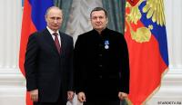Президент России вручил орден Почёта теле- и радиоведущему Владимиру Соловьёву