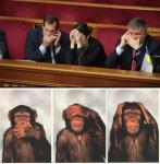 [Совпадение?] Кабмин Украины напомнил одну известную фотографию