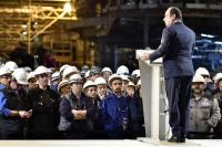 [фото-документалистика] Олланд сообщает судостроителям о том, что Россия по-прежнему будет заказывать французские корабли