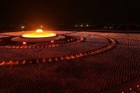 100 000 буддийских монахов молятся за мир