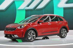 KIA Niro — новый корейский HUV (Hybrid Utility Vehicle)