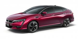 Водородный автомобиль Honda Clarity поступил в продажу