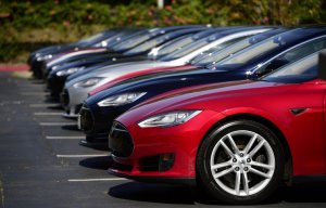 Tesla Motors обнародовала планы по открытию сети электрозаправок в России в 2016 году