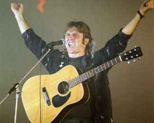 Юрий Лоза предложил Мику Джаггеру спеть песню «Маленький плот»