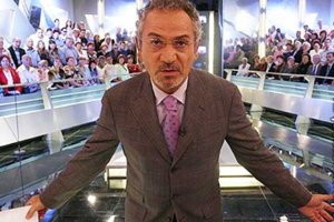 [Неблагодарность] Савику Шустеру не разрешили работать на Украине