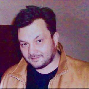 Смелое выступление киевского журналиста: Режим Порошенко врёт о Дне Победы