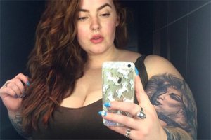 "В  Facebook запрещено продвигать посты с изображением складок жира....."(Фото самой толстой в мире манекенщицы не прошло цензуру в Facebook)