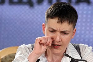 Савченко рассказала о замечательном времяпрепровождении с конвоирами: они пели со мной песни, делились едой и сигаретами