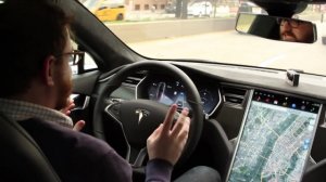 В США занялись первым ДТП автопилота Tesla со смертельным исходом