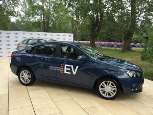 АвтоВАЗ презентовал электрокар Lada Vesta