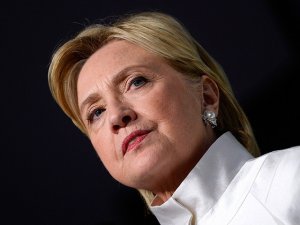 Клинтон однажды забыла секретные документы в номере гостиницы в России - расследование ФБР