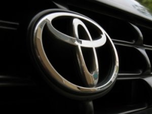 Росстандарт информирует об отзыве 219811 автомобилей Toyota Auris, Toyota Prius, Toyota Corolla и Lexus CT 200h