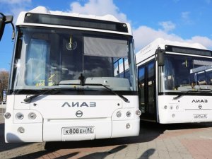 В Крыму  раздавали 70 автобусов, а в Киеве Кличко в прямом эфире не смог сложить 13 и 3 снегоуборочные машины