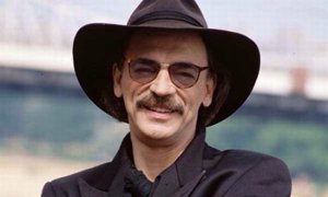 Сегодня, 26 декабря, отмечает свой 67-й День Рождения знаменитый российский актер театра и кино, певец — Михаил Сергеевич Боярский