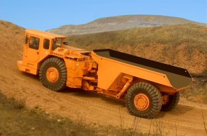 В Белоруссии представили самосвал для подземных шахт