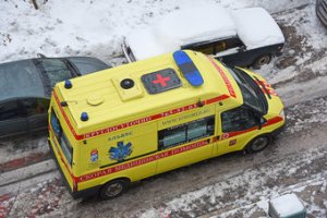 Минздрав предложил приравнять помехи движению скорой помощи к пьяной езде