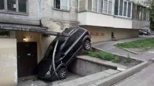 Осторожно бабы за рулем. БОГИНИ ПАРКОВКИ!