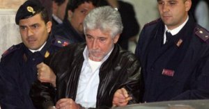 В ЦЕРН арестован обезумевший российский ученый: в состоянии опьянения он хотел “открыть Врата Ада”.