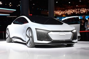 Audi показал автомобиль без руля и педалей