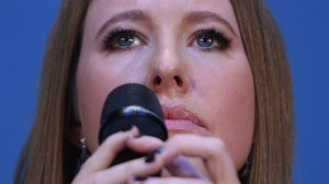 [«Сейчас это просто какие-то танцы в морге»*] Собчак захотела сменить фамилию перед выборами на «Собчак Против всех». Процедура займёт всего 13 дней