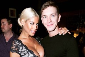 [«Рассказ о неизвестном герое»*] Россиянин, завоевавший 4 «порно-Оскара»: «Я это сделал за Россию. Чтобы на русских парней смотрели, как на итальянских жеребцов»