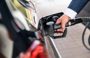 Путин призвал бизнес пересаживаться на газомоторный транспорт