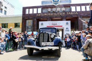 Фестиваль ретромашин: Уникальные «Чайки», «Победы» и «Волги»