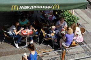 Американская журналистка посетила «Макдоналдс» в России и пришла в восторг