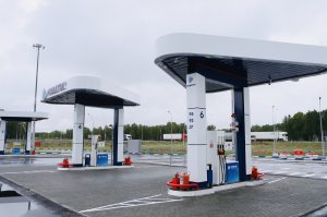 На Урале открыли первую в России заправку со всеми видами топлива