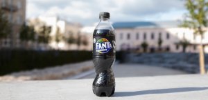 Coca-Cola начала продажи «чёрной» Fanta в России