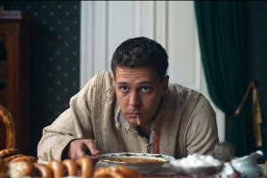 Новогодняя битва фильмов: Справится ли «Союз спасения» с «Вторжением» «Холопа»?