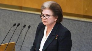 Терешкова рассказа о письмах благодарности за «сохранение Путина»
