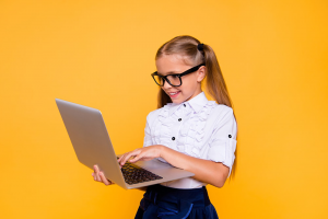 6 ИНТЕРЕСНЫХ И БЕСПЛАТНЫХ ОНЛАЙН-КУРСОВ ДЛЯ ДЕТЕЙ