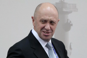 Пригожин указал на гуру русского мата и рекомендовал журналистам обратиться к нему