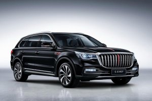 HONGQI ПРЕДСТАВЛЯЕТ В РОССИИ ПРЕМИАЛЬНЫЙ ПОЛНОРАЗМЕРНЫЙ КРОССОВЕР HS7