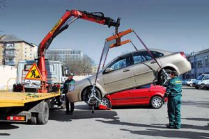 Эвакуация автомобиля в присутствии владельца признана незаконной